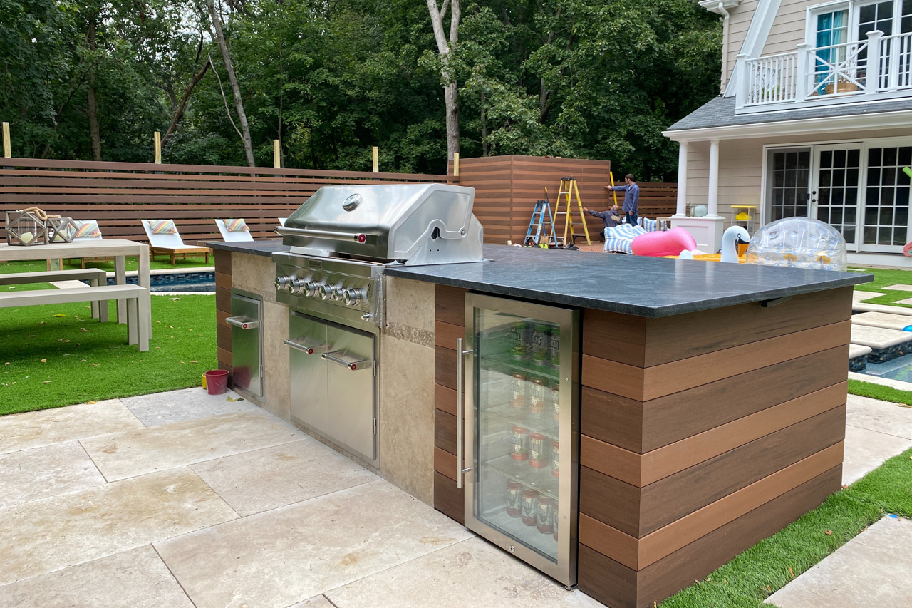 0219: Deck & Patio Construction