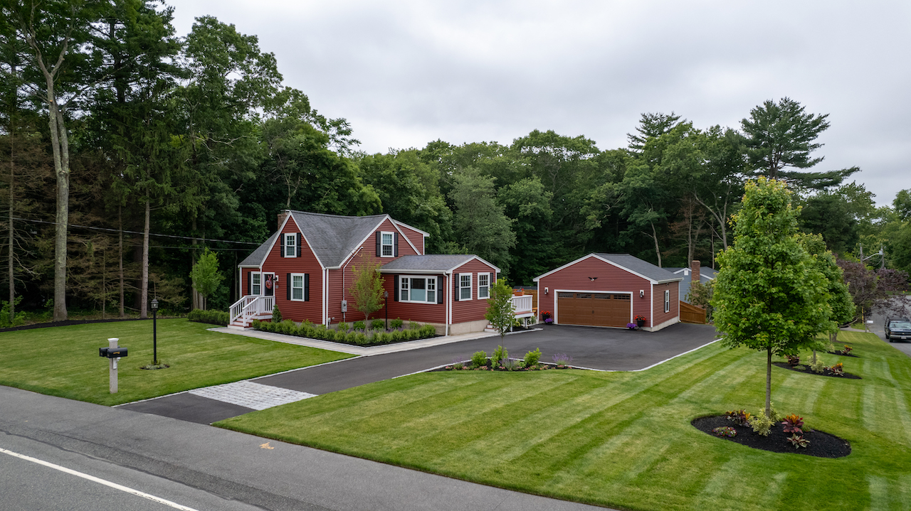 0751 - 2-225 Landscape Contractor in Easton, MA